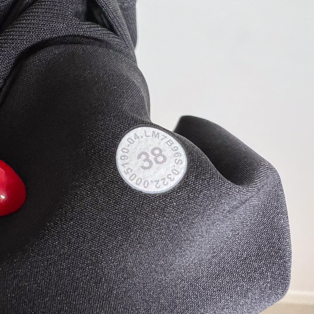 Lululemon Shorts Mens Commission Classic-Fit Short 9" - Picture 6 of 8